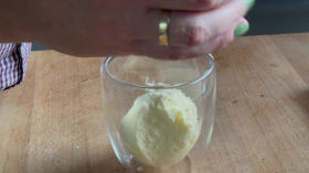 Making an Affogato by explain